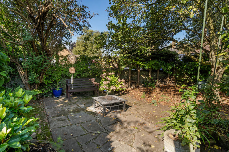 High Street Bodicote